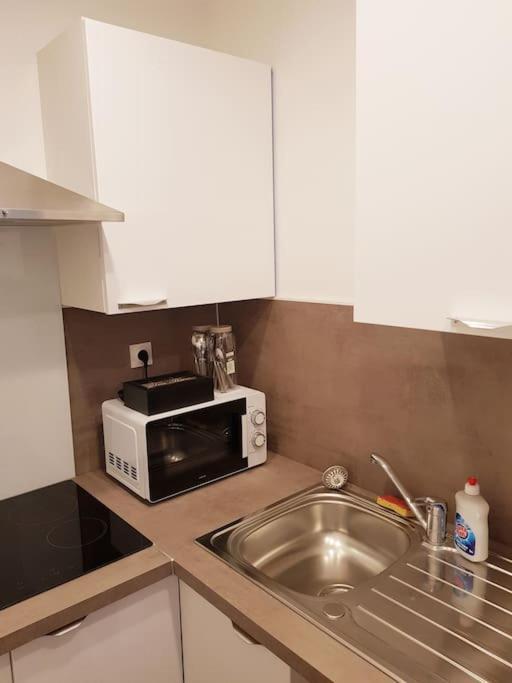 Apartamento Le Jeanne 4/6 Couchages, Wifi, Sanctuaire Lourdes Exterior foto